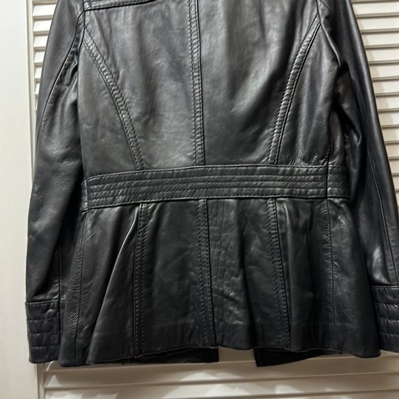 Avanti Black Genuine Leather Women’s Jacket - Picture 7 of 10